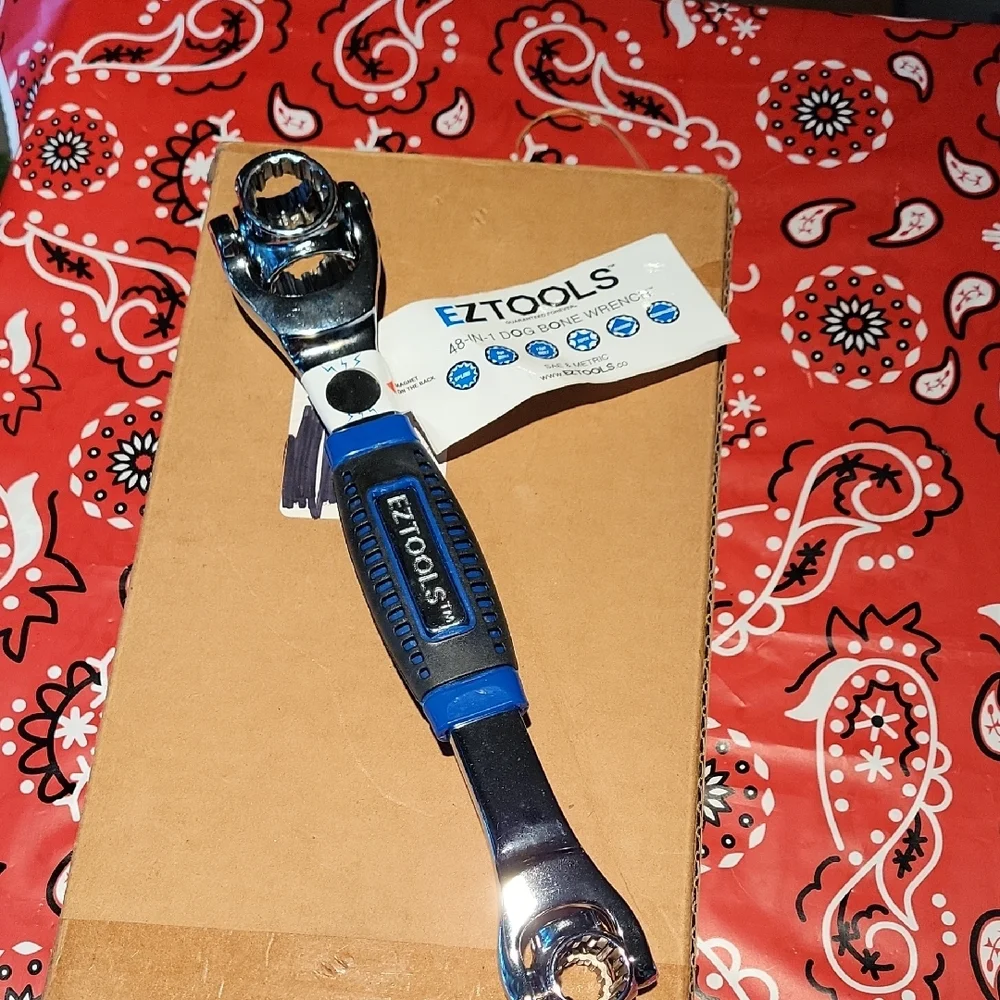 Blue Multi-Function Wrench - Picture 3 of 4